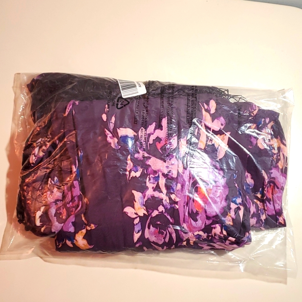 ❤️NWT VINTAGE TORRID FLORAL PRINT KIMONO FRINGE HEM SEMI-SHEER CREPE PLUS SIZE 1 - Picture 5 of 8